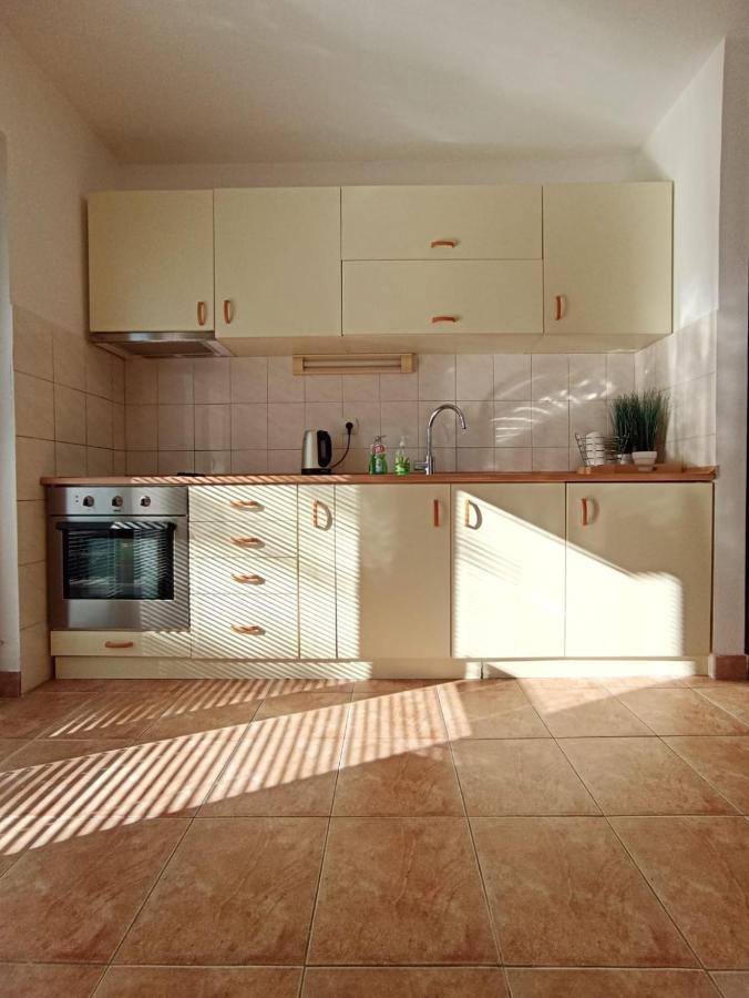 Apartment コトル エクステリア 写真