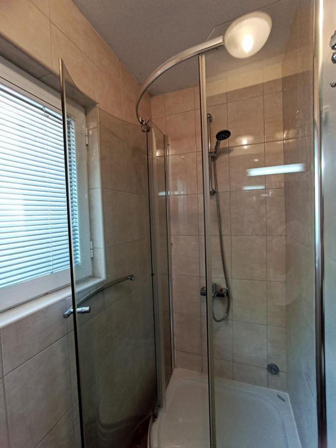Apartment コトル エクステリア 写真